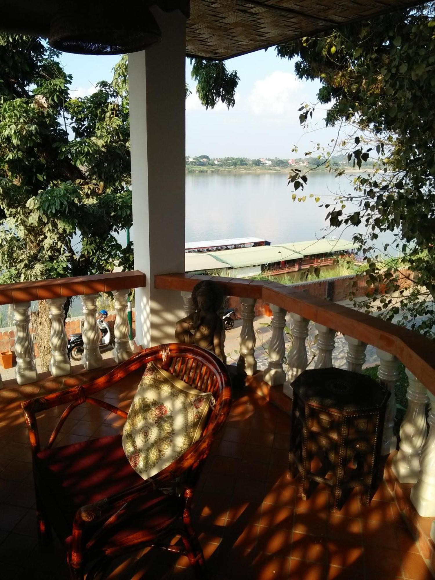 Mut Mee Garden Guest House نونغ خاي الغرفة الصورة
